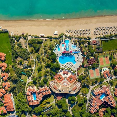 อควาเวิลด์ เบเล็ก Hotel อันตัลยา ภายนอก รูปภาพ Aerial view of the resort