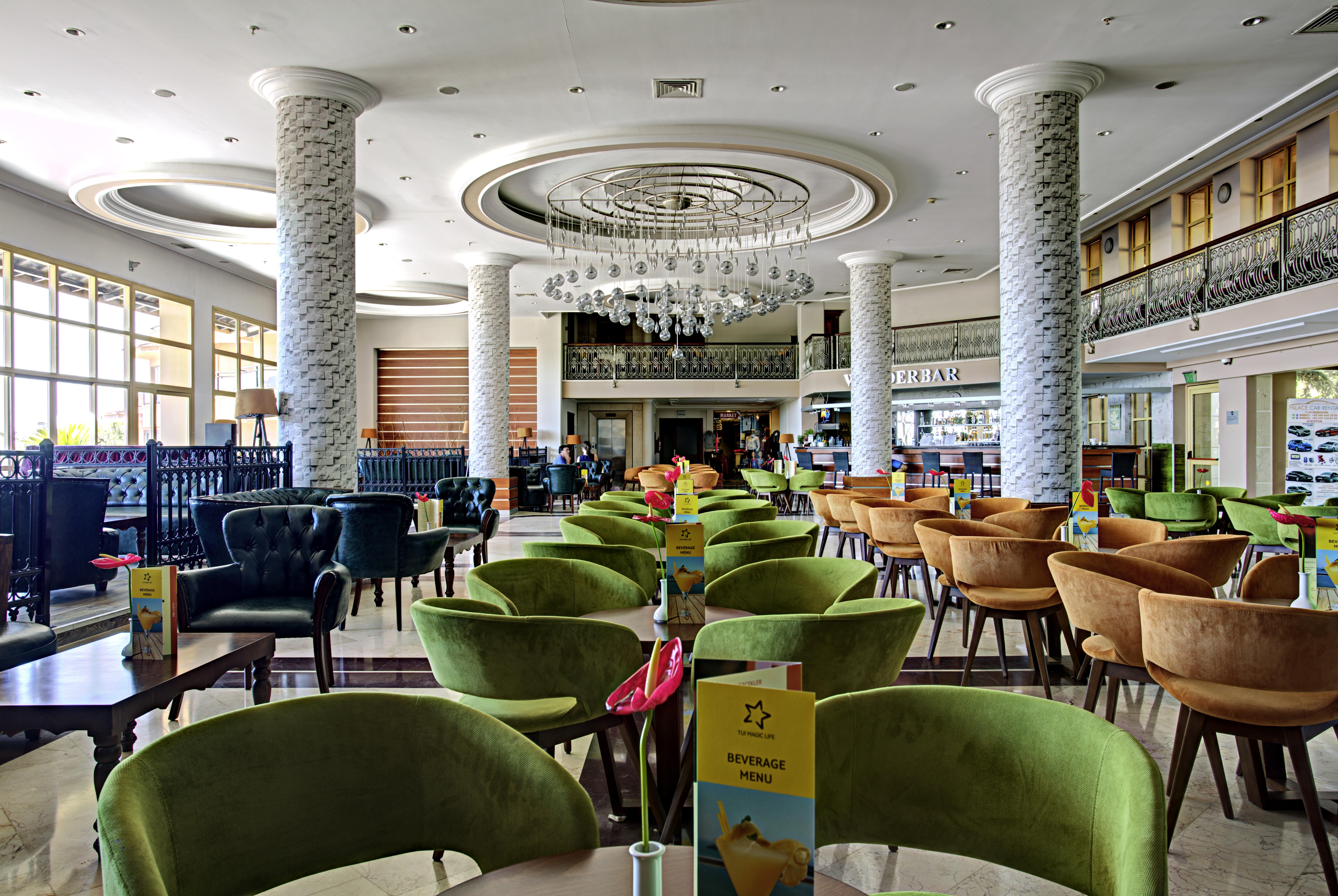 อควาเวิลด์ เบเล็ก Hotel อันตัลยา ภายนอก รูปภาพ The lobby of the hotel