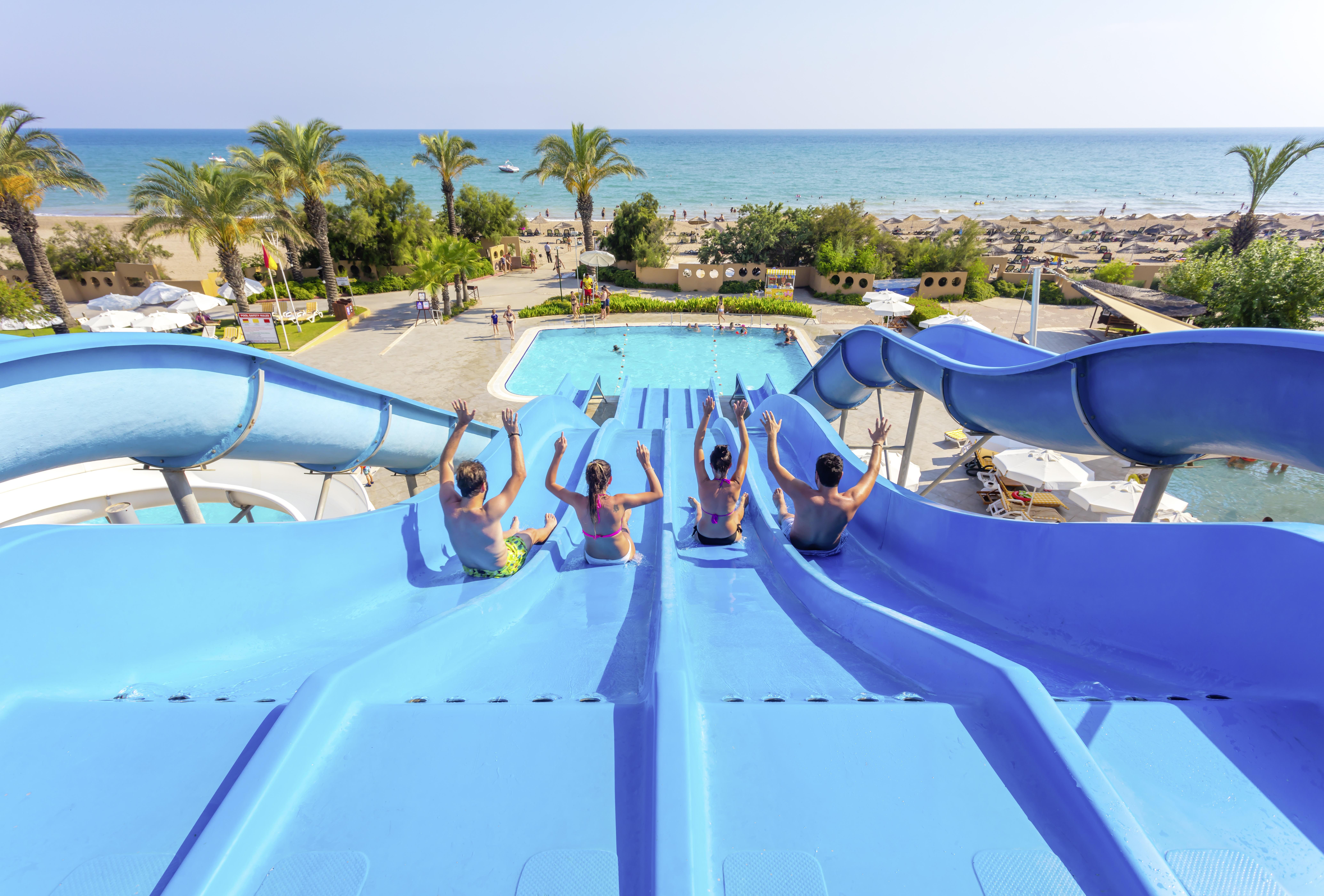 อควาเวิลด์ เบเล็ก Hotel อันตัลยา ภายนอก รูปภาพ Water park in Nissi Beach