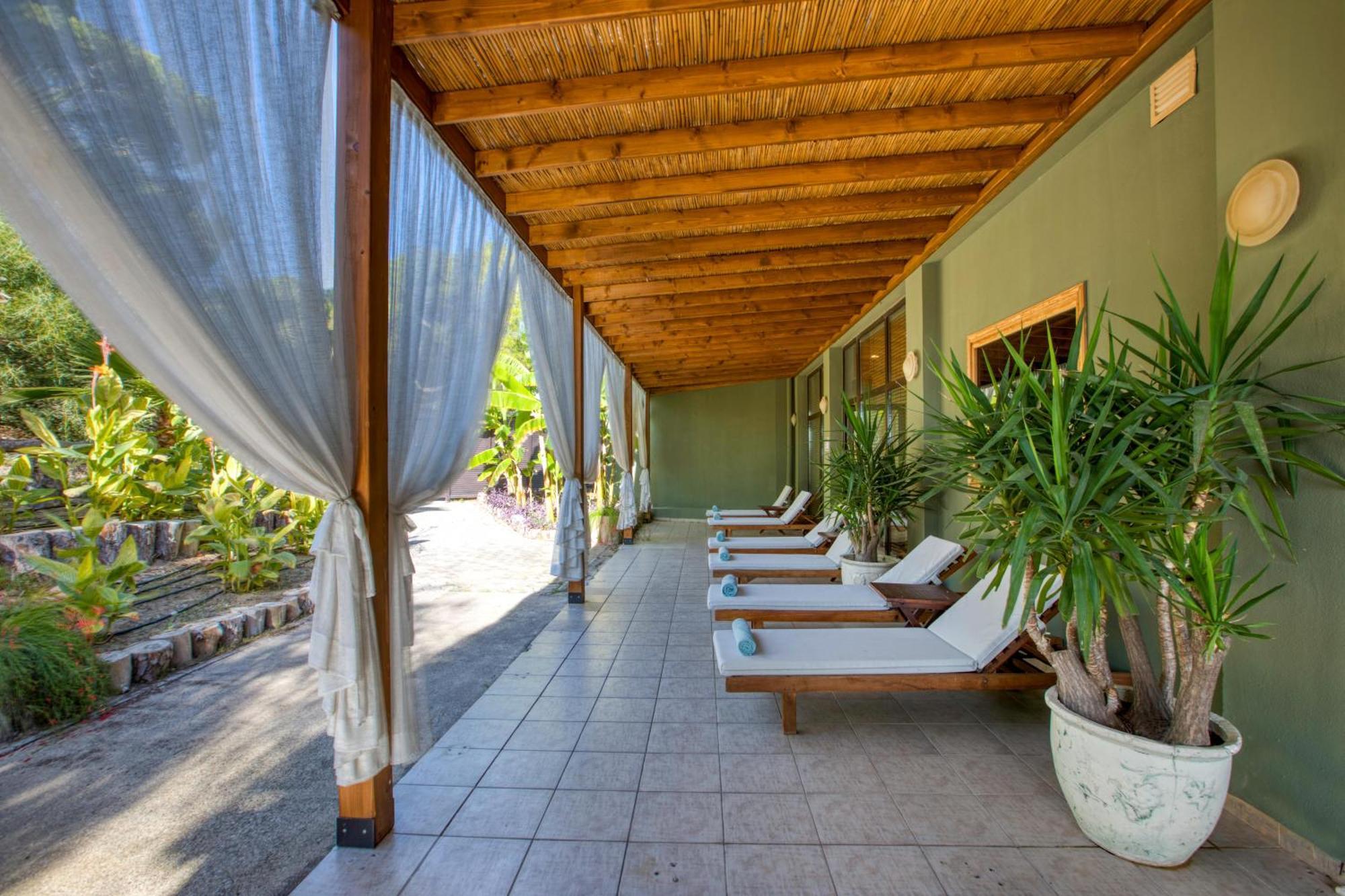 อควาเวิลด์ เบเล็ก Hotel อันตัลยา ภายนอก รูปภาพ Spa at the Hotel